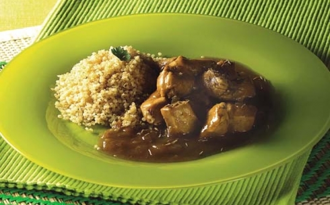 Pollo en salsa de comino
